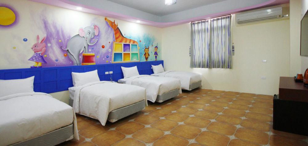 Kenting Aqual Inn Heng-ch'un Buitenkant foto