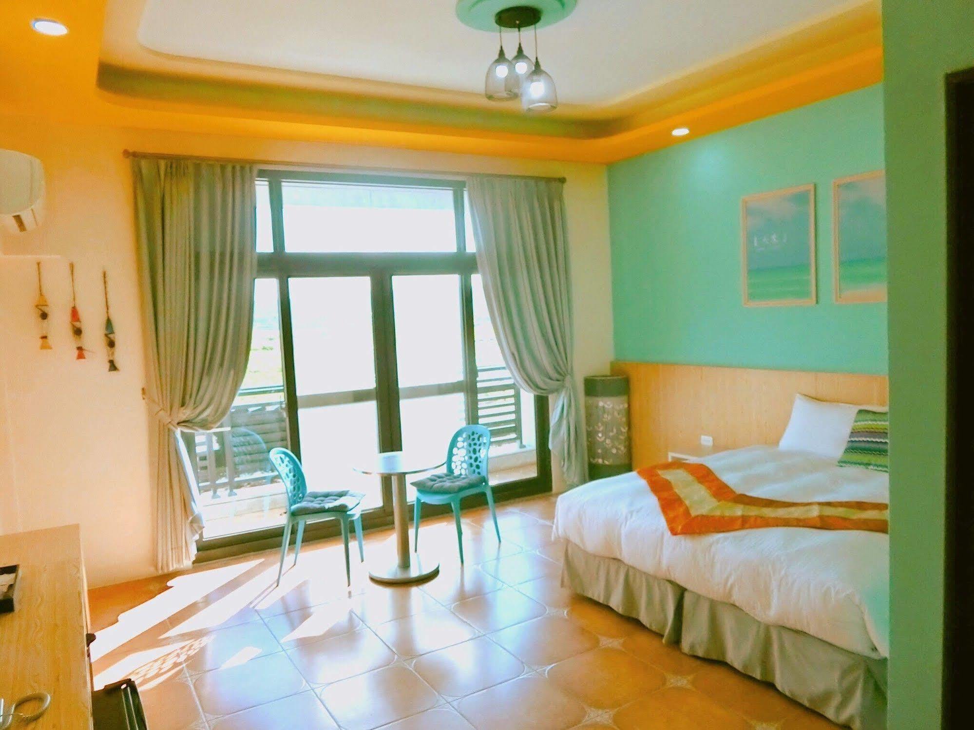 Kenting Aqual Inn Heng-ch'un Buitenkant foto