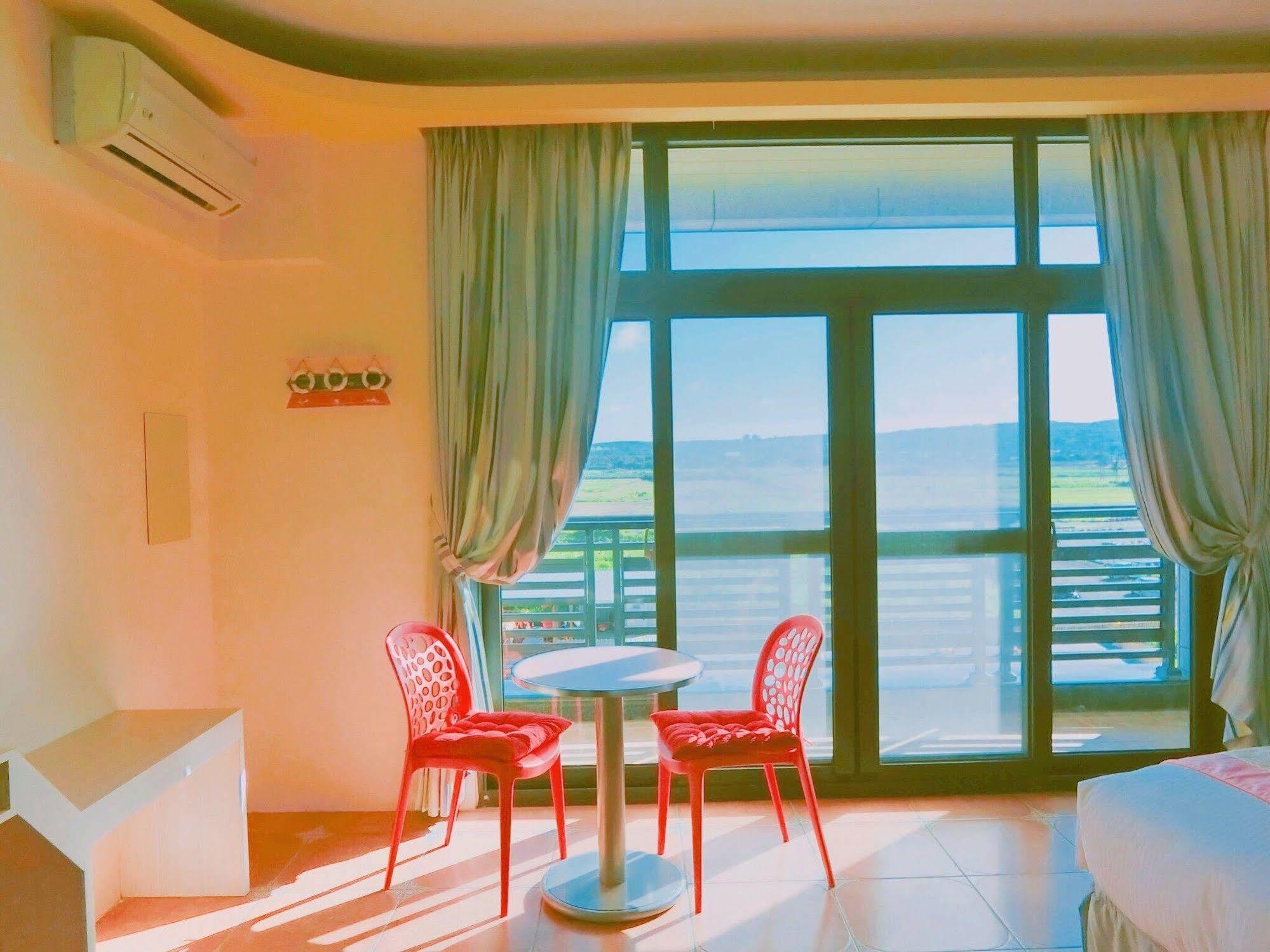 Kenting Aqual Inn Heng-ch'un Buitenkant foto